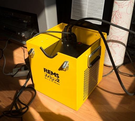 Заморозка труб при замене батарей